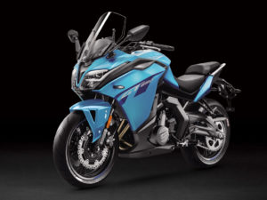 best touring bike under 3 lakh